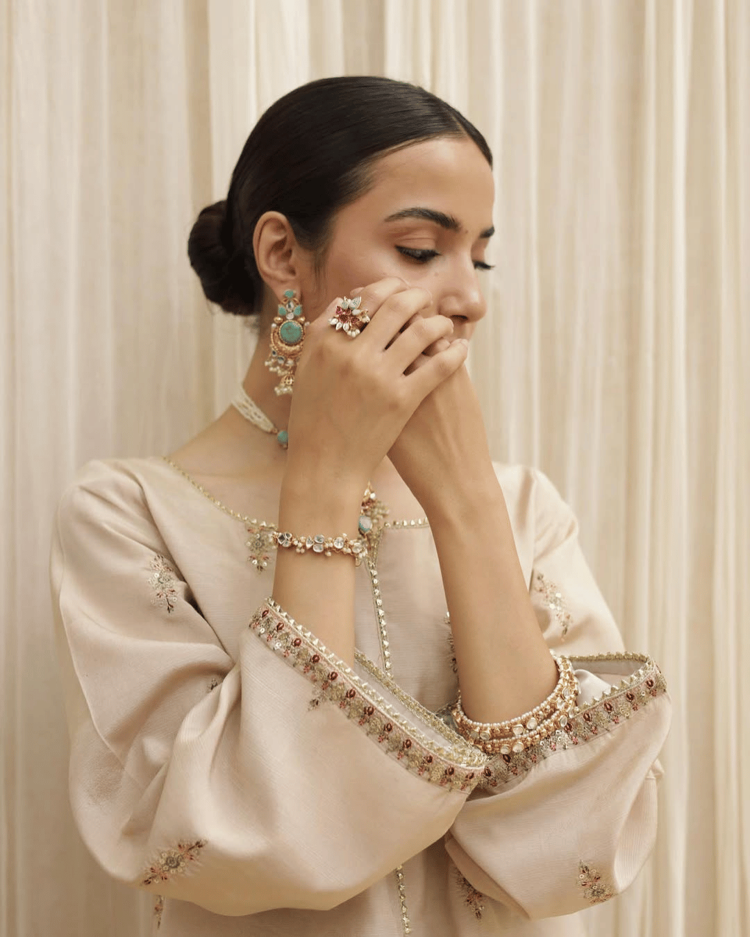 Golden Petal – Luxury 3-Piece Suit for Women