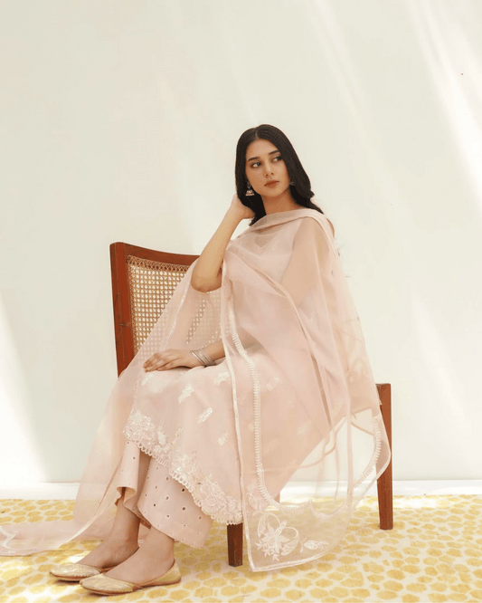 Dusty Pink – Elegant Summer Suit for Women 3-piece