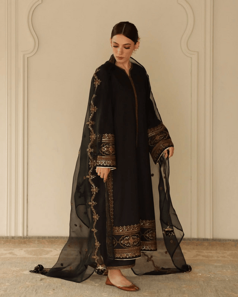 Royal Black Attire – Classic 3-Piece Suit for Women 2pcs Stich Suit